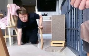 套路直播视频【lucky】吃纸巾-小白鞋超脏棉袜辱狗