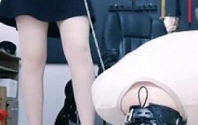 【lisa宝宝】长靴御姐踢裆/圣水/耳光骑马