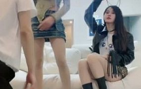 【伊晨】双S-惩罚新人-口水丝袜脏鞋底【双视角版】