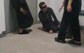 【最抗揍M】楼道间3S-群调踢踹踩踏