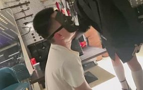 【虫虫】洛丽塔捆绑鞭打狗奴-皮鞋白丝踢裆