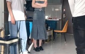 【阿昆】双S肉丝棉袜踩/气味羞辱