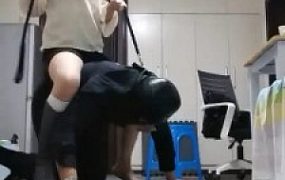 【奶御】御姐犬化家奴-骑马转胯遛狗