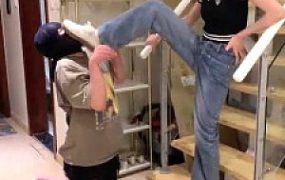 【术术S】强制舔多双脏鞋/闻白棉袜/胯下辱