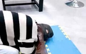 【兔兔大人】刑架固定/长靴踩虐/长靴踢裆/重度鞭打