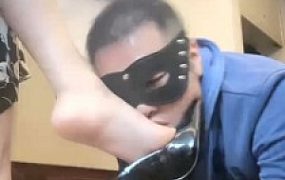 【歌迪丝】近距离裸足插嘴狂舔