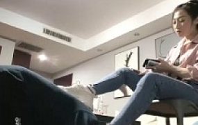 【魅儿S】狠抽耳光/小白鞋踩狗/裸足踩头插嘴/喝圣水口水