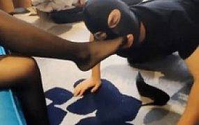 【果柠双S】暴力踢踹/强制按头夹头/头压马桶/黑丝美腿诱惑 JS23052002