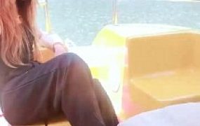 【梦幻大大】母畜-户外游船伺候-脏鞋踩脸/耳光/棉袜崇拜/拧耳朵