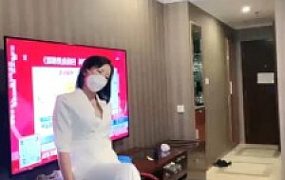 【冷颜】女上司惩罚下属-反绑强制虐/耳光/掐乳/舔脏鞋/闻船袜