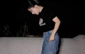 【潘妮女王】户外公园-骑马/全体重踩/爆踹/遛狗爬行