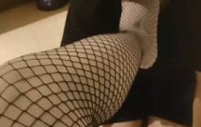 【调教视频】【小麦S】掐脖窒息/网袜高跟恋足调