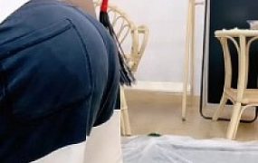 【调教视频】【桃老师】犬化外卖小哥-丝袜高跟诱惑/臭脚捂脸/sp/吃丝袜