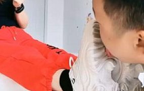 【郡主大人】小白鞋-踢裆/全体重踩踏/人体鞋刷【双视角版】