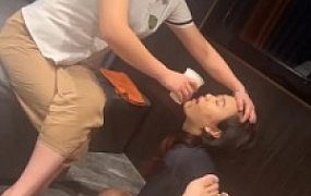 【橘子没熟】喝技师的圣水/耳光强迫踩脸强制虐