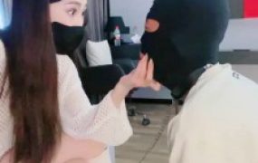 【川野尤娜】长靴S-踩踏/抽耳光/水盆窒息/脚插嘴