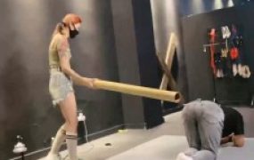 【冰诺】运动女神-狗笼囚禁/暴力虐打贱狗/骑马