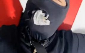 【靴嘉倪】长靴黑丝-内裤塞嘴虐打物化家奴