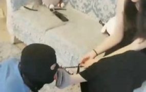 【夏夏呀】老婆亲手把老公送来培训做狗【双视角版】