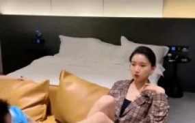 【潘妮女王】双情侣的换夫奴虐待游戏【双视角版】