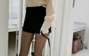 【宇婉莹】圈养犬化/皮鞋黑丝闻舔/高跟踩踏【下】