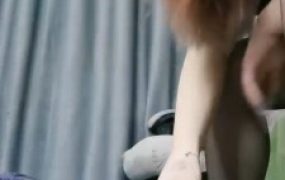 【小羊】黑丝美腿诱小三母狗