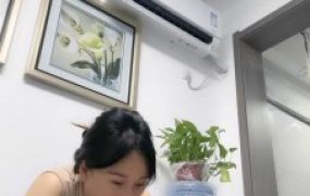 【小王大人】原味脚犬化素人闺蜜【下】【双视角版】