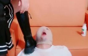 【依然】浓痰+圣水强制喂专场/套头窒息