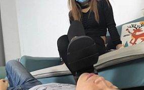 【女神学院·肉肉Rose】马丁靴跳踩舔靴