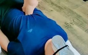 【萌宝儿】鞋绑狗脸/黑丝全体重踩踏