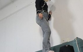 【女神学院·稚主KK】棉袜踩踏踢裆