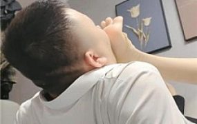 【丫丫啊】踩死恋足狗-只能在脚底下