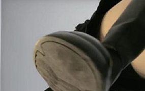 【奈奈】第一视角-脏鞋底胯下辱