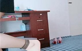 【bibi团】跪求圈养囚禁的狗奴