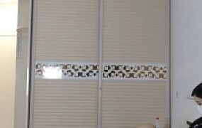 【尤尤子】小白鞋白丝辱脚奴