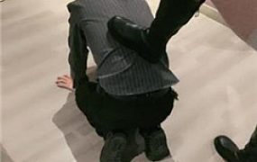 【赵奈奈】没钱交房租被虐-靴子碾脸/暴力踢踹【完整版】