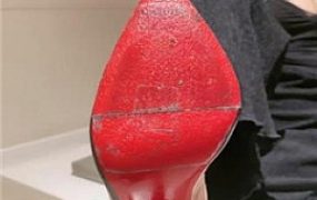 【歌迪丝】卫生间-母畜舔高跟鞋底裸足【续集】