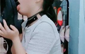 【梦幻大大】母畜-高跟裸足跪舔-骑马爬行