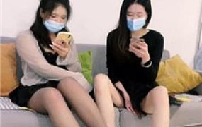 【利娜】双S-朋友来做客教她虐家奴【双视角版】