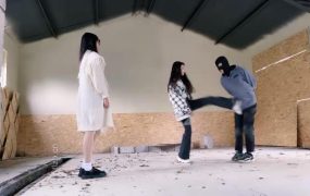 【宸宸】三S废弃厂房-暴力踢踹/踩踏【双视角版】