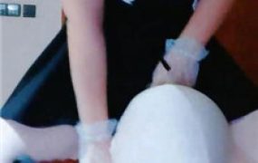 【猫大大】皮鞋白丝踩狗头