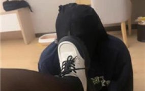 【叶娘】黑丝脚深喉/跪舔脏鞋底/耳光