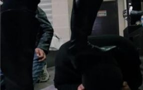 【孤傲女帝】长靴S重度踢踹虐打双M