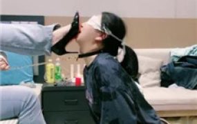 【小羊】双S-母畜-滴蜡/耳光/骑马/舔裸足