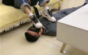 【乔妹】反差调-魔鬼与天使-强制圣水/虐乳