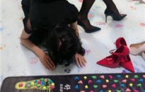 【狠欣然】圈养犬化虐待情侣奴【上】