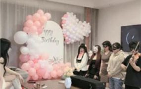 【时安】劲爆-1主VS5母畜群调/鞭打/物化坐垫/捆绑【完整版】