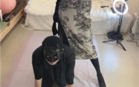 【苒溪】旗袍S-骑马骑脖/舔黑丝裸足/强制圣水