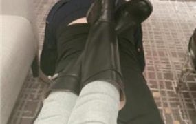 【聆彤】长靴全体重踩踏【完整版】