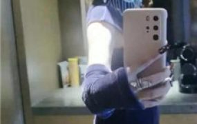 【魔鬼天使】桌底下的贱奴